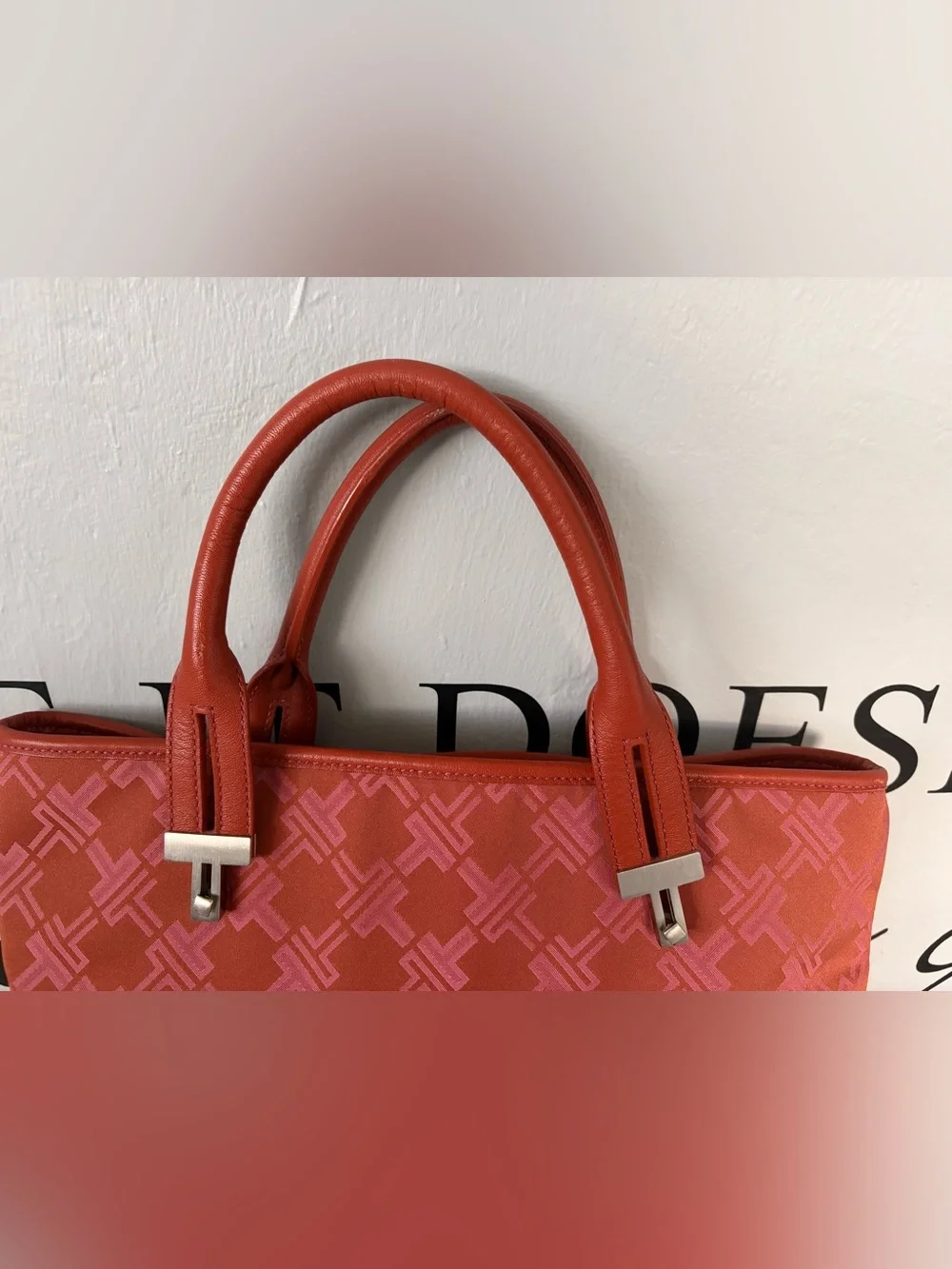 Gorgeous Tumi Signature Collection Large Tote with Leather Trim